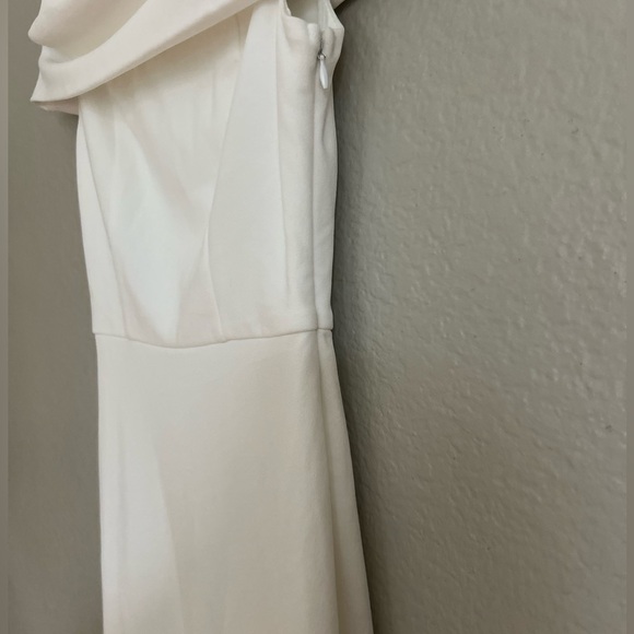 Exceptional Romance White Off-the-Shoulder Mermaid Maxi Dress - Picture 4 of 6